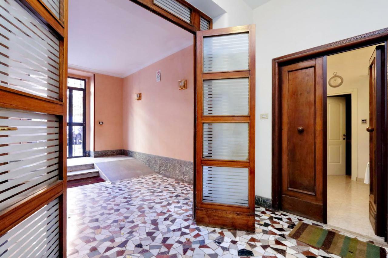 Bbhome Trastevere Station White Chic Apartment Róma Kültér fotó
